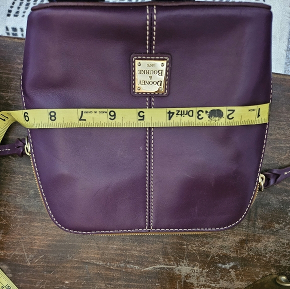 Dooney & Bourke All around Zippered SMALL TRIXIE Domed Crossbody - Picture 7 of 8